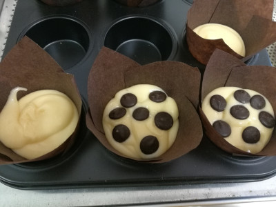 Muffin s čokopeckami 2 ks