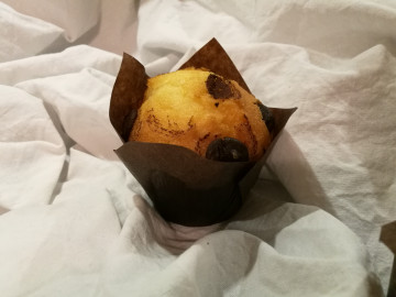 Muffin s čokopeckami 2 ks